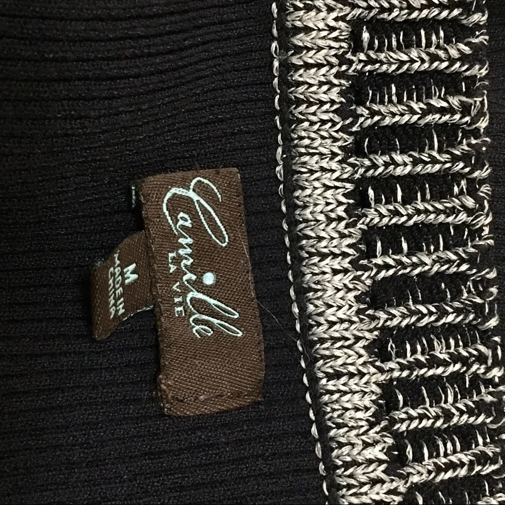 Camille La Vie ribbed sweater size medium